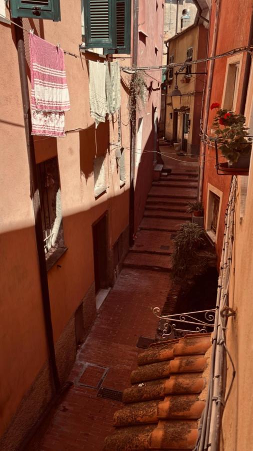Casa Vacanze Le Tre Casette Ameglia Exterior foto