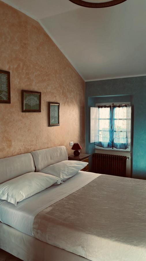 Casa Vacanze Le Tre Casette Ameglia Exterior foto